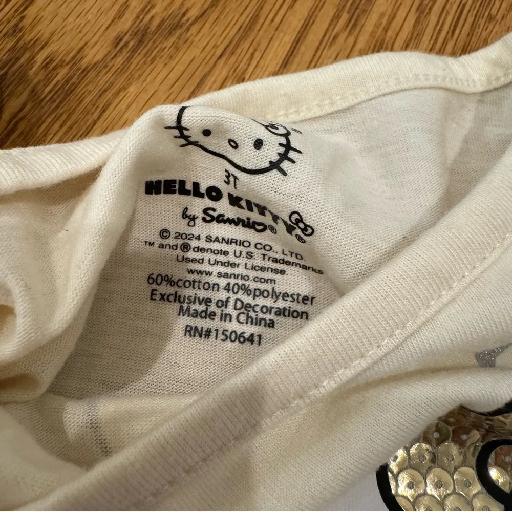 Hello Kitty Cream/gold skirt & top! Sz 3t NWOT